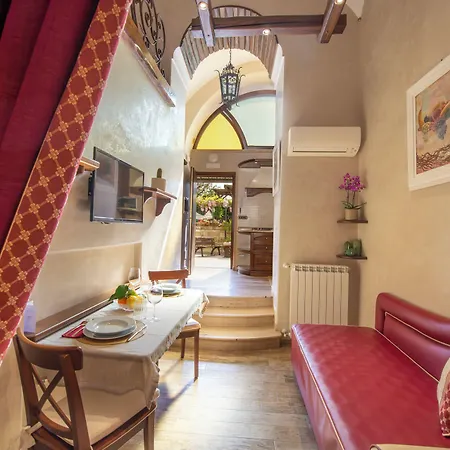 La Casa Nel Giardino Отель типа 