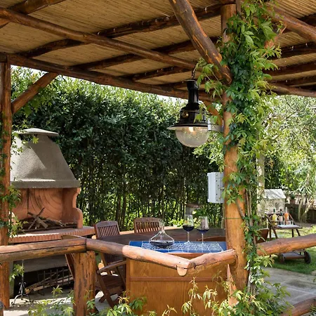 La Casa Nel Giardino 4* Пьяно-ди-Сорренто